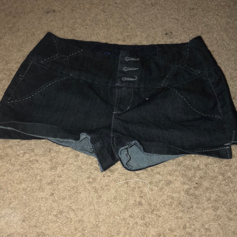 Mid waist dark blue shorts